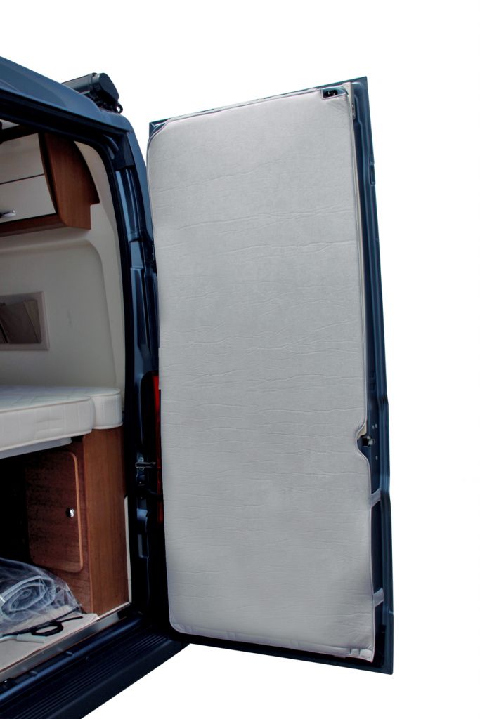 Izolace zadních dveří, světle šedá