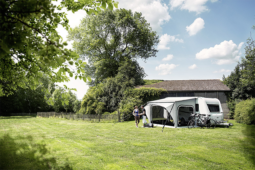 Thule Omnistor 1200, šedá Mystic, 425 x 250 cm