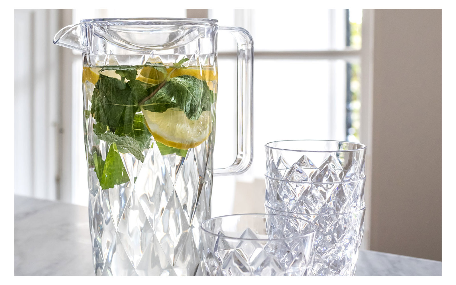 Karafa Crystal 1,6 l se sadou sklenic