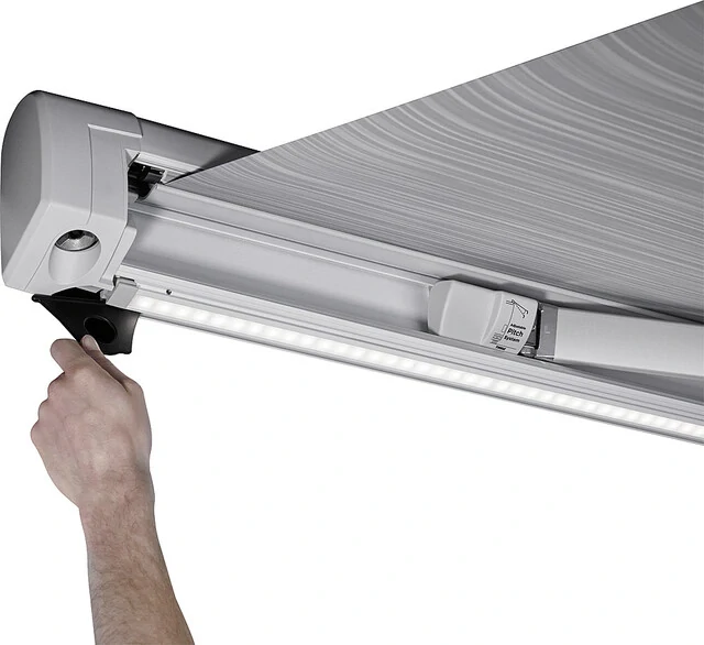 Lišta pro LED pásek, Thule Omnistor 5200, 350 cm stříbrná
