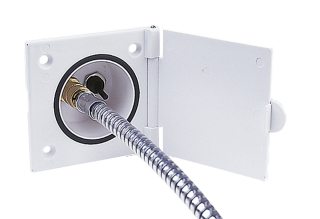 Venkovní přípojka na vodu se sprchovou hadicí, bílá