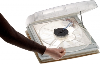 Střešní okno Thule Omnivent 12V 40 x 40 cm, neprůsvitná